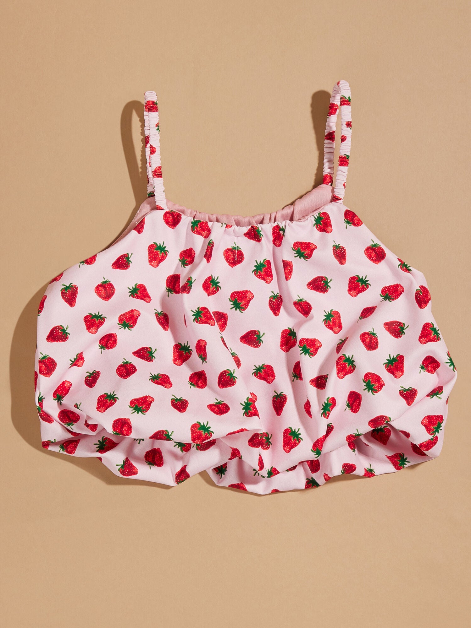  Strawberry Bubble Tank