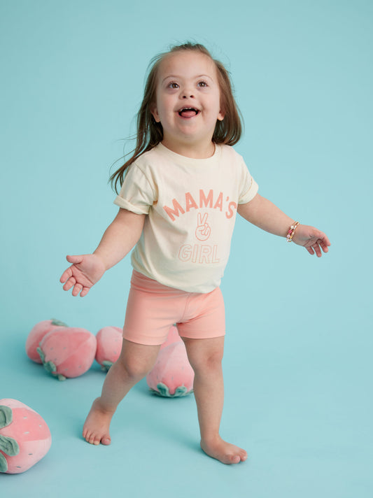  Mama's Girl Graphic Tee