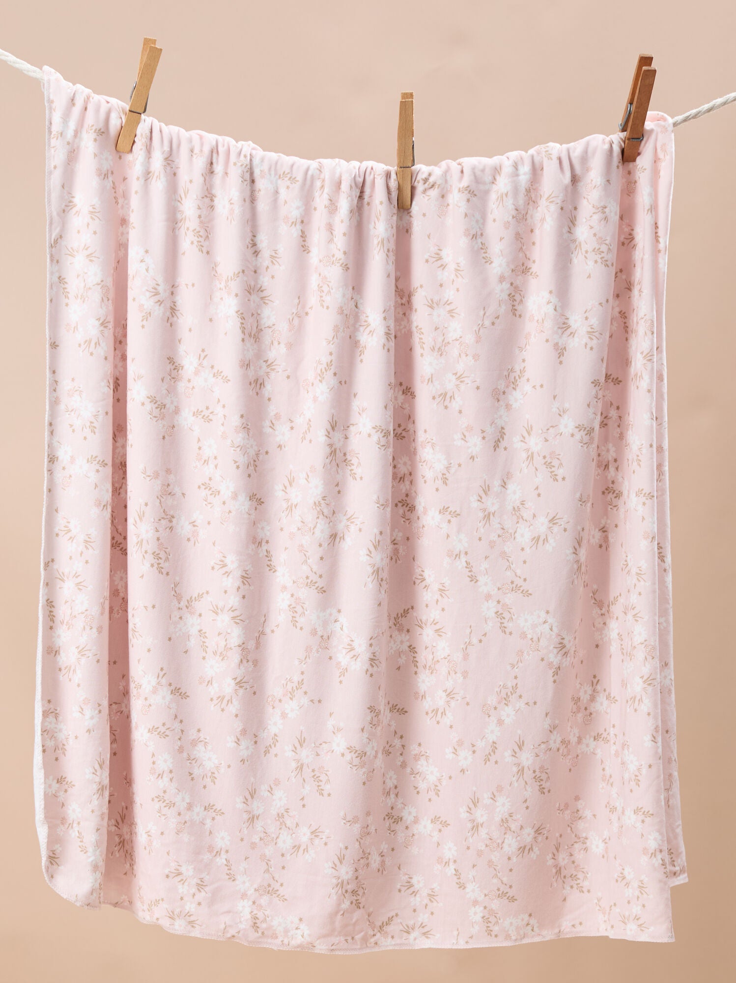  Sweet Magnolia Swaddle
