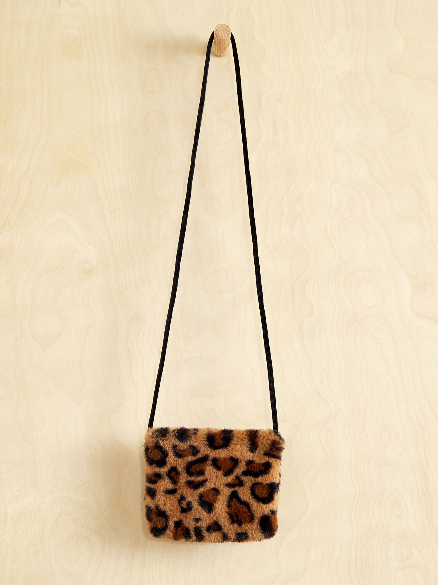  Leopard Fur Crossbody Purse