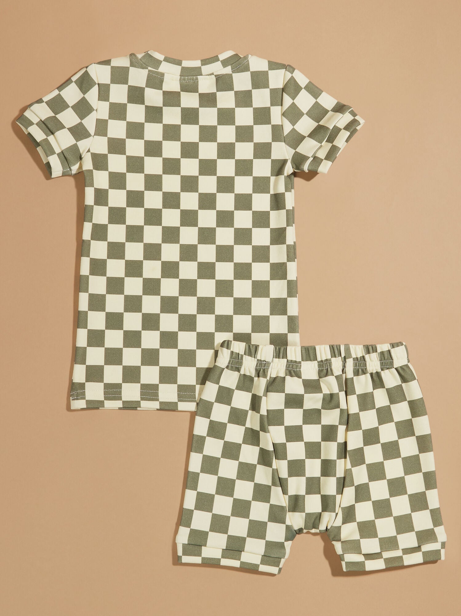  Chase Checkered Tee And Shorts Set