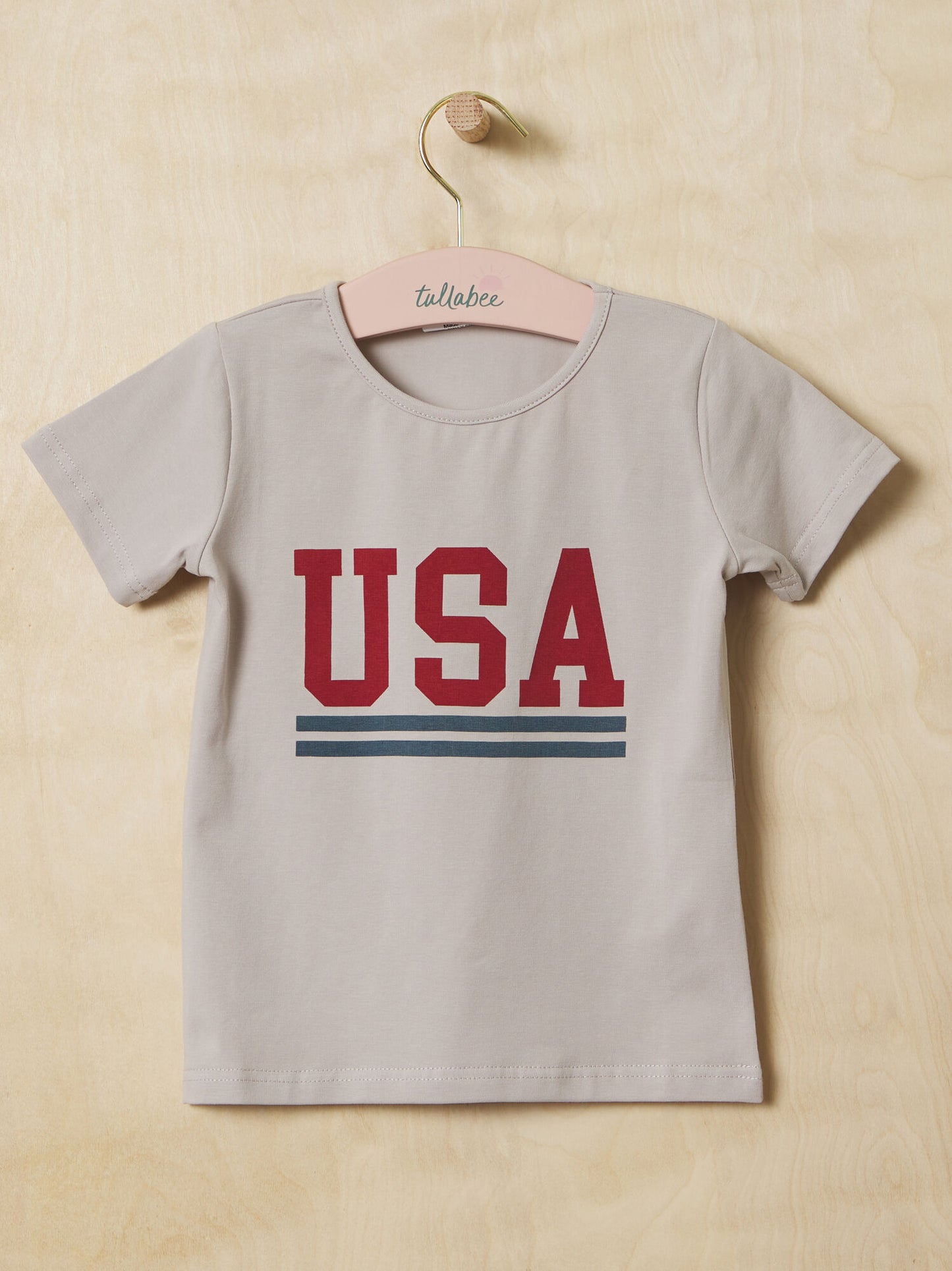  USA Graphic Tee